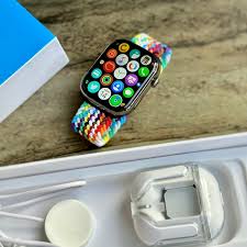 i32 MAX SUIT SERIES 9 SMARTWATCH WITH 7 STRAP ⌚